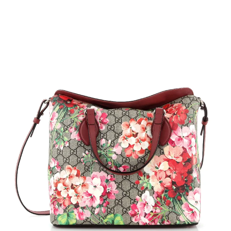 Ladies Gucci shoulder bags with a single - handle designSignature Fold Over Tote Blooms Print GG Coated Canvas Medium