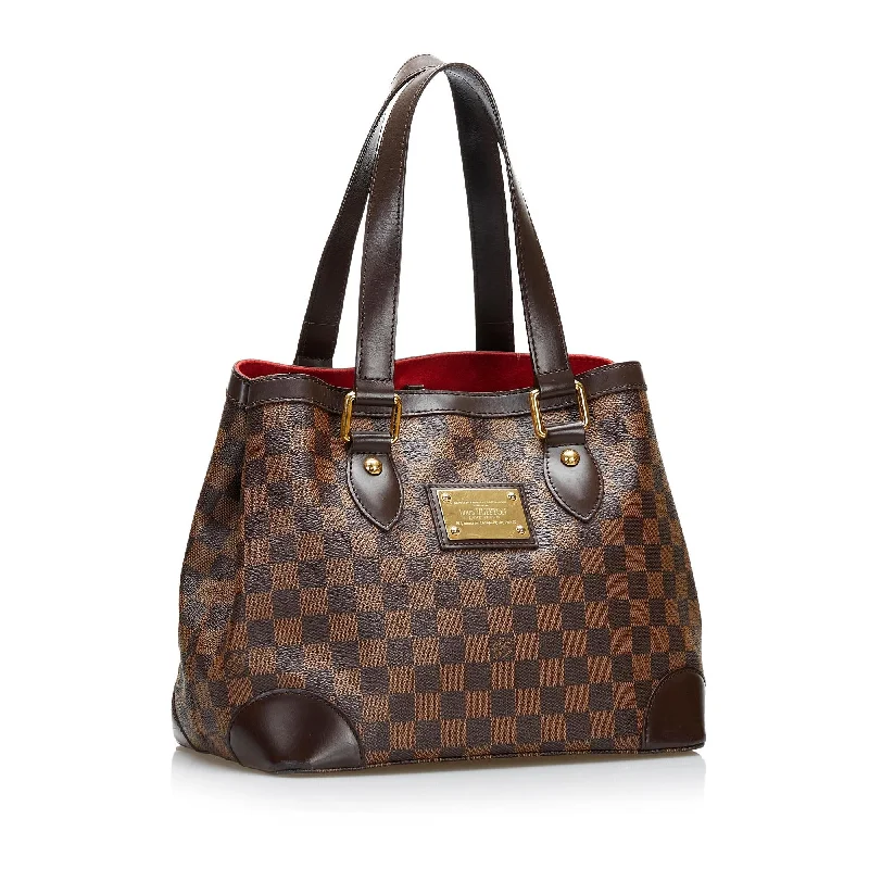 Louis Vuitton bags with a chain - link trim and a leather body for a modern edgeLouis Vuitton Damier Ebene Hampstead PM (36662)