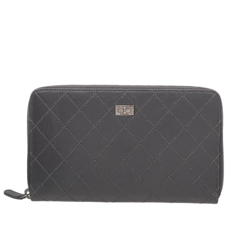 Chanel Designer Handbag with Unique DesignChanel Gray Reissue Zippy Organizer Wallet