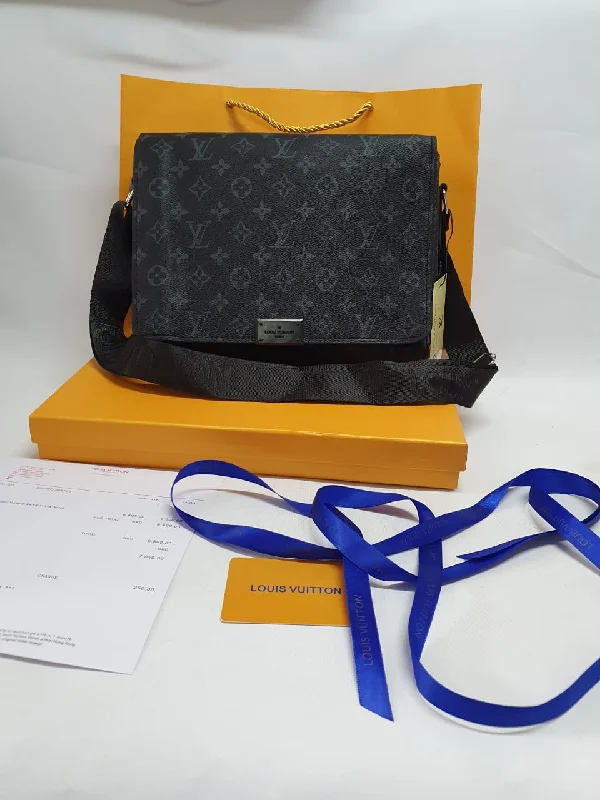 Ladies Louis Vuitton Capucines bags with gold - toned hardwareLouis Vuitton cross body bag