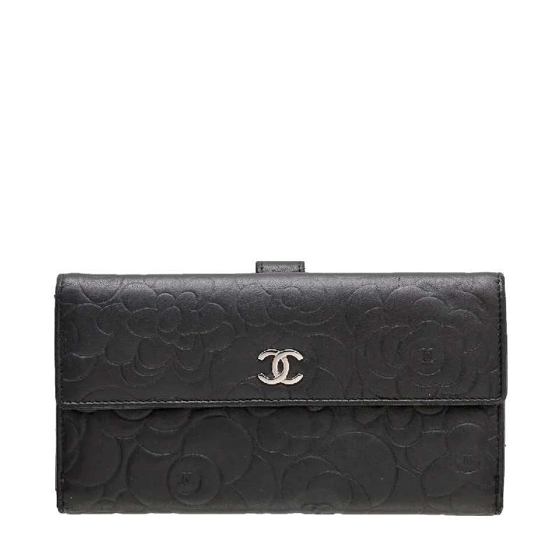 Chanel Limited Edition Handbag for CollectorsChanel Bicolor CC Camellia French Wallet