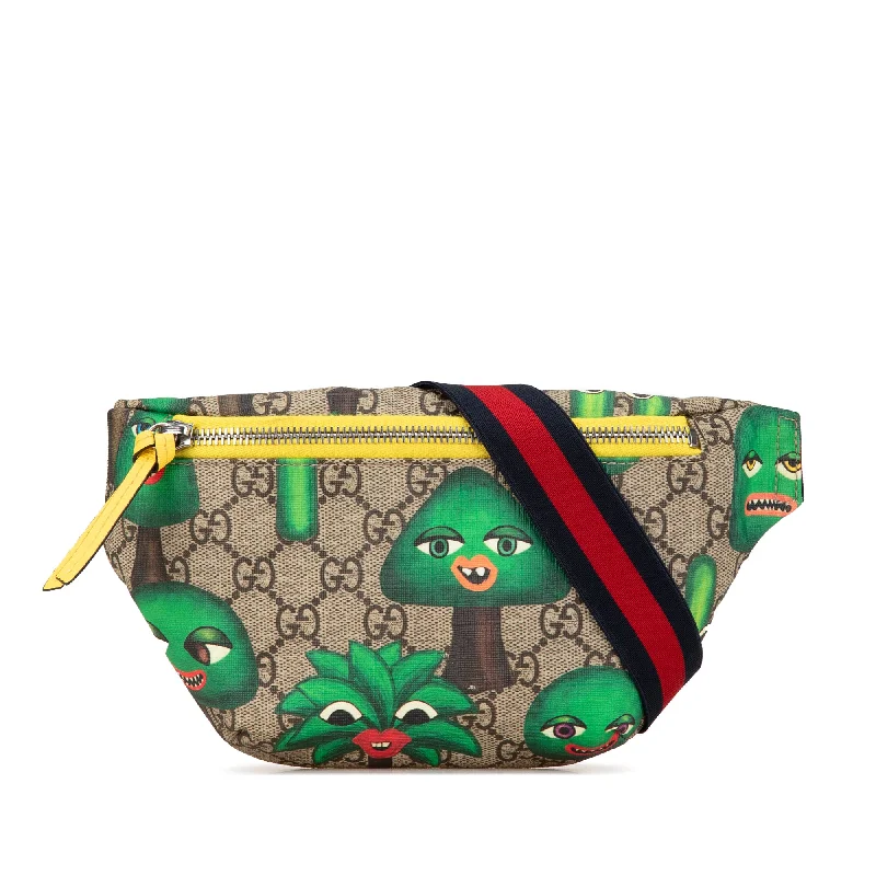 Women Gucci bags with a front - flap pocket for quick - access itemsBrown Gucci GG Supreme Smiling Plants Kids Belt Bag