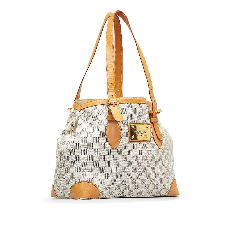 Ladies Louis Vuitton Petite Malle bags in a pastel color for a soft lookLouis Vuitton Damier Azur Hampstead MM (SHG-uzHKGf)