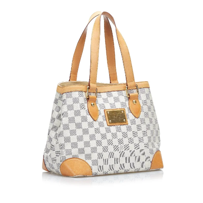 Louis Vuitton crossbody bags with a woven leather strap for textureLouis Vuitton Damier Azur Hampstead PM (SHG-36618)