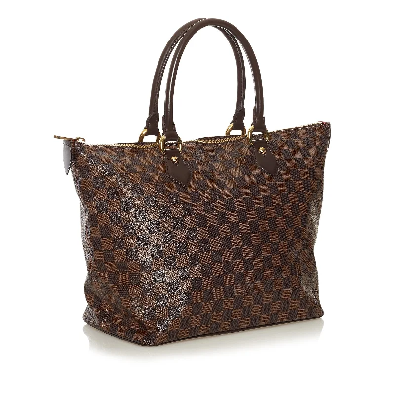 Louis Vuitton handbags with a beaded trim for a touch of glamourLouis Vuitton Damier Ebene Saleya MM 36291)