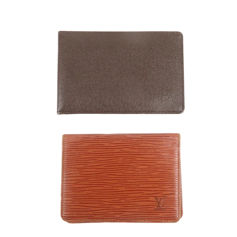 Louis Vuitton Twist bags with the iconic LV - turnlock closureLouis Vuitton Set of 2 Taiga Epi Porte Card Case Brown M63203