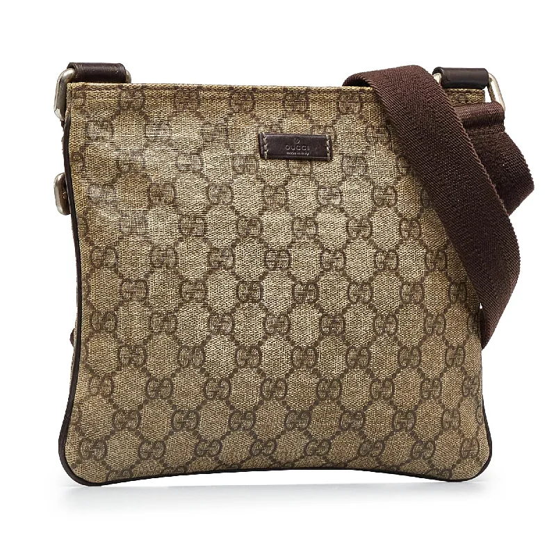 Gucci tote bags for women with a spacious interiorGucci GG Supreme Crossbody (SHG-TjrCxp)