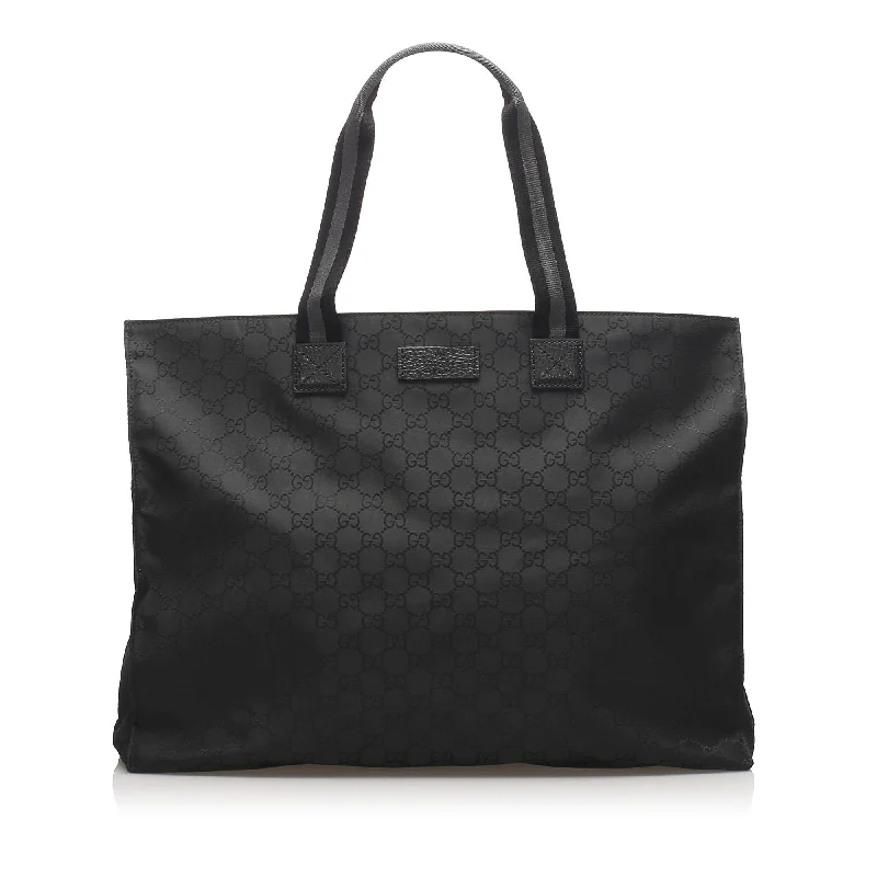 Gucci Marmont bags for women with a contrast - colored interiorGucci GG Nylon Web Tote Bag (SHG-13801)