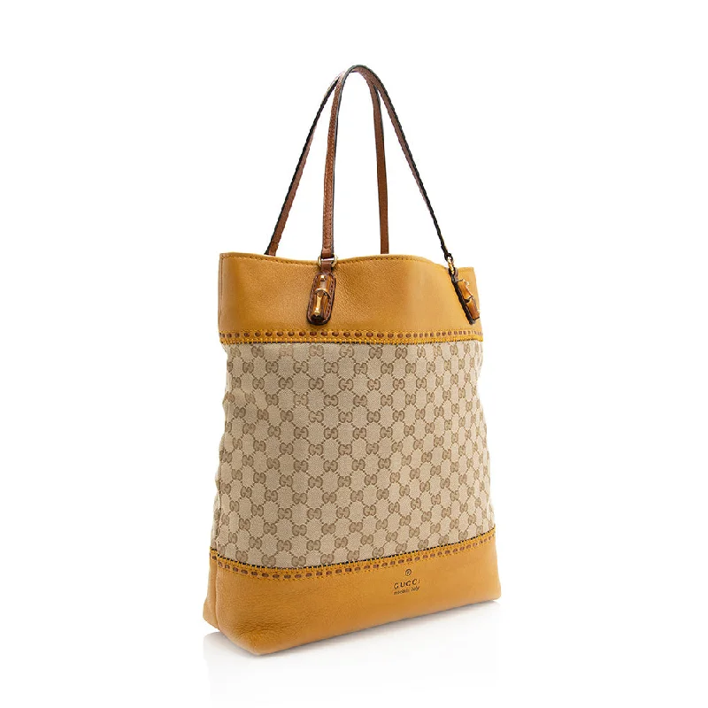 Ladies Gucci shoulder bags with a single - handle designGucci GG Canvas Laidback Crafty Tote (SHF-20227)