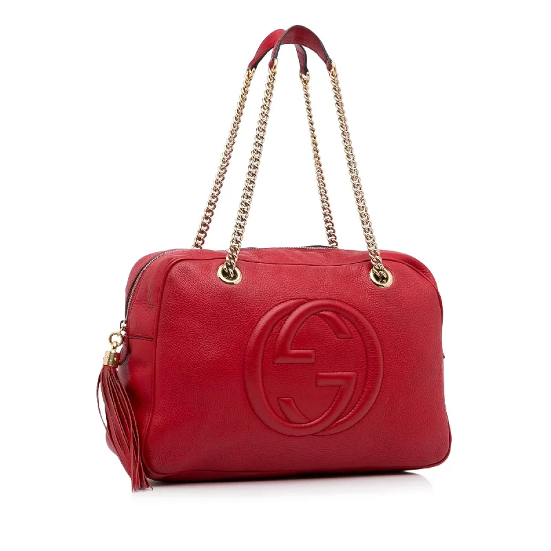 Women Gucci bags with a snap - button closure and a decorative charmGucci Soho Chain Shoulder Bag (SHG-HF44Ui)