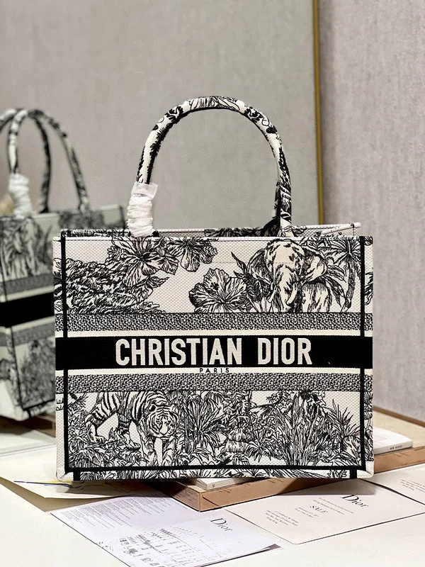 Christian Dior bags with a detachable coin purse insideWF - Dior Bags - 469